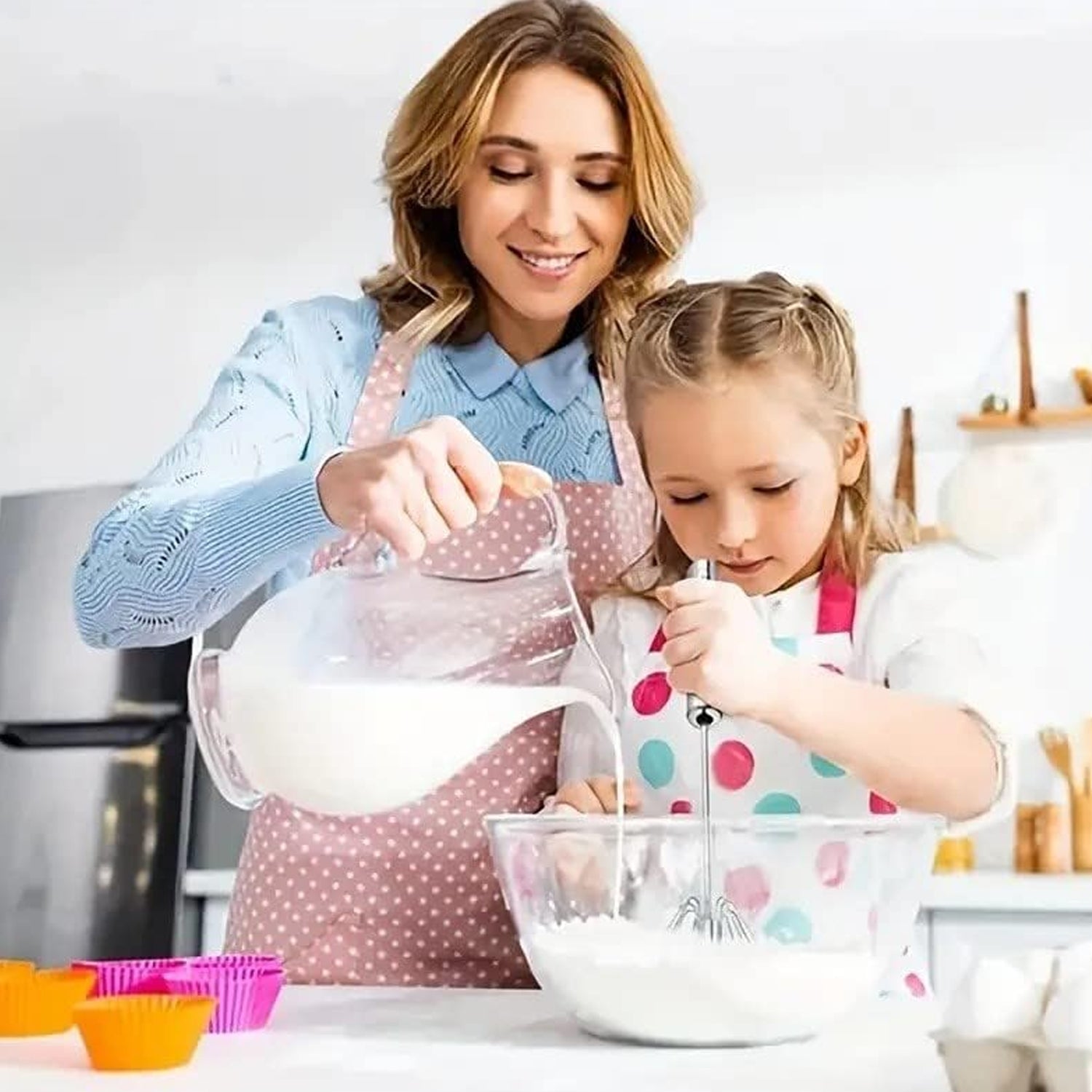 Medium Stainless Steel Egg Whisk, Hand Push Rotary Whisk Blender (1 Pc / 30 Cm) Medium Stainless Steel Egg Whisk, Hand Push Rotary Whisk Blender (1 Pc / 30 Cm)